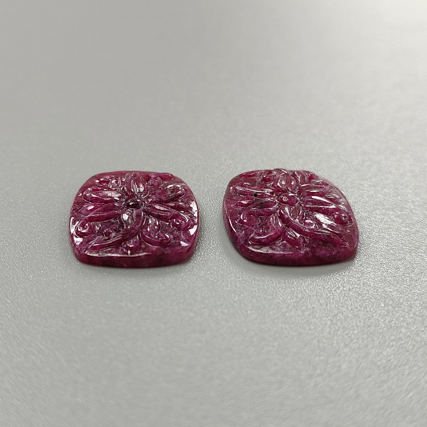 Ruby Gemstone Carving : 36.80cts Natural Untreated Unheated Red Ruby Hand Carved Cushion Shape 24*18mm For Jewelry