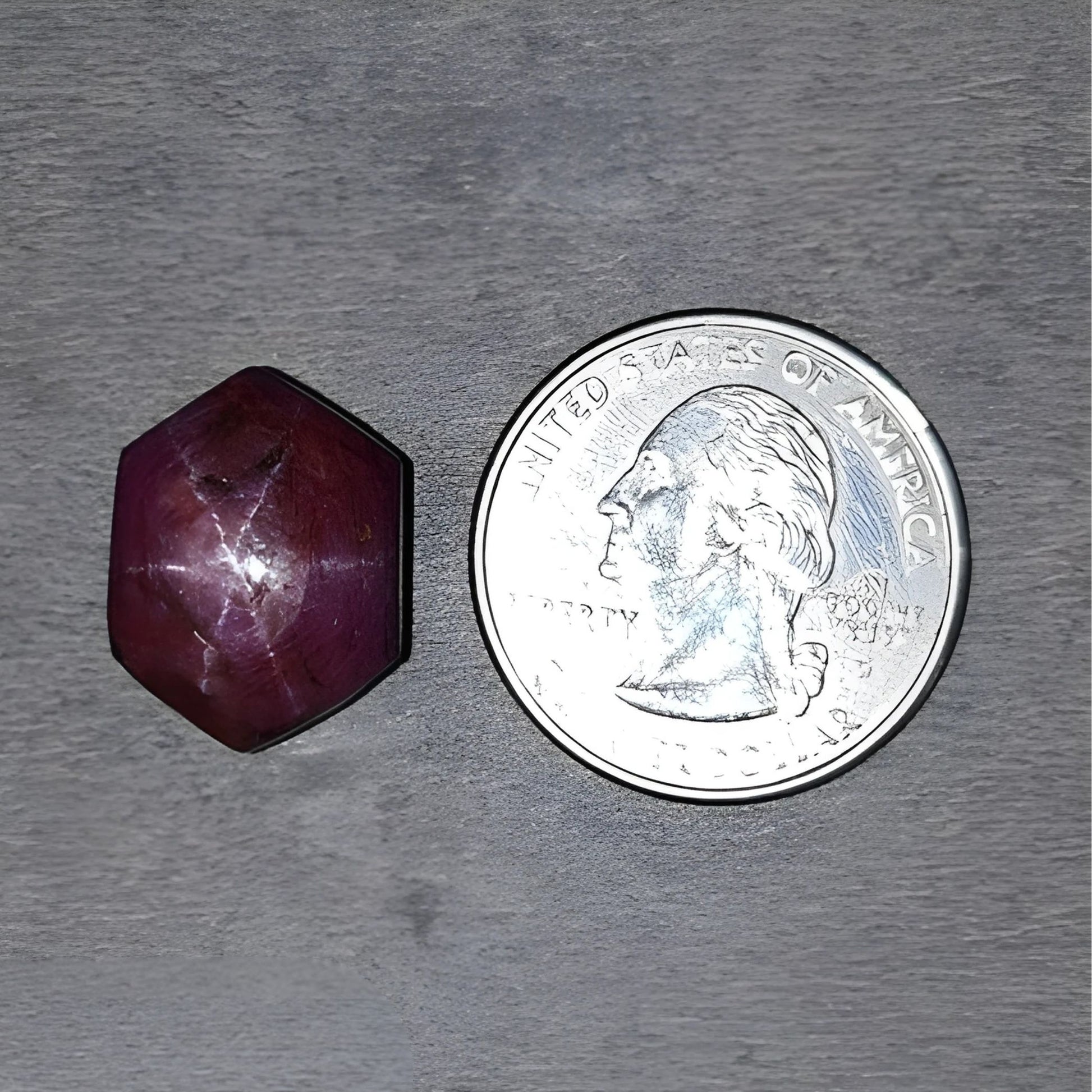 Rubino stella esagonale