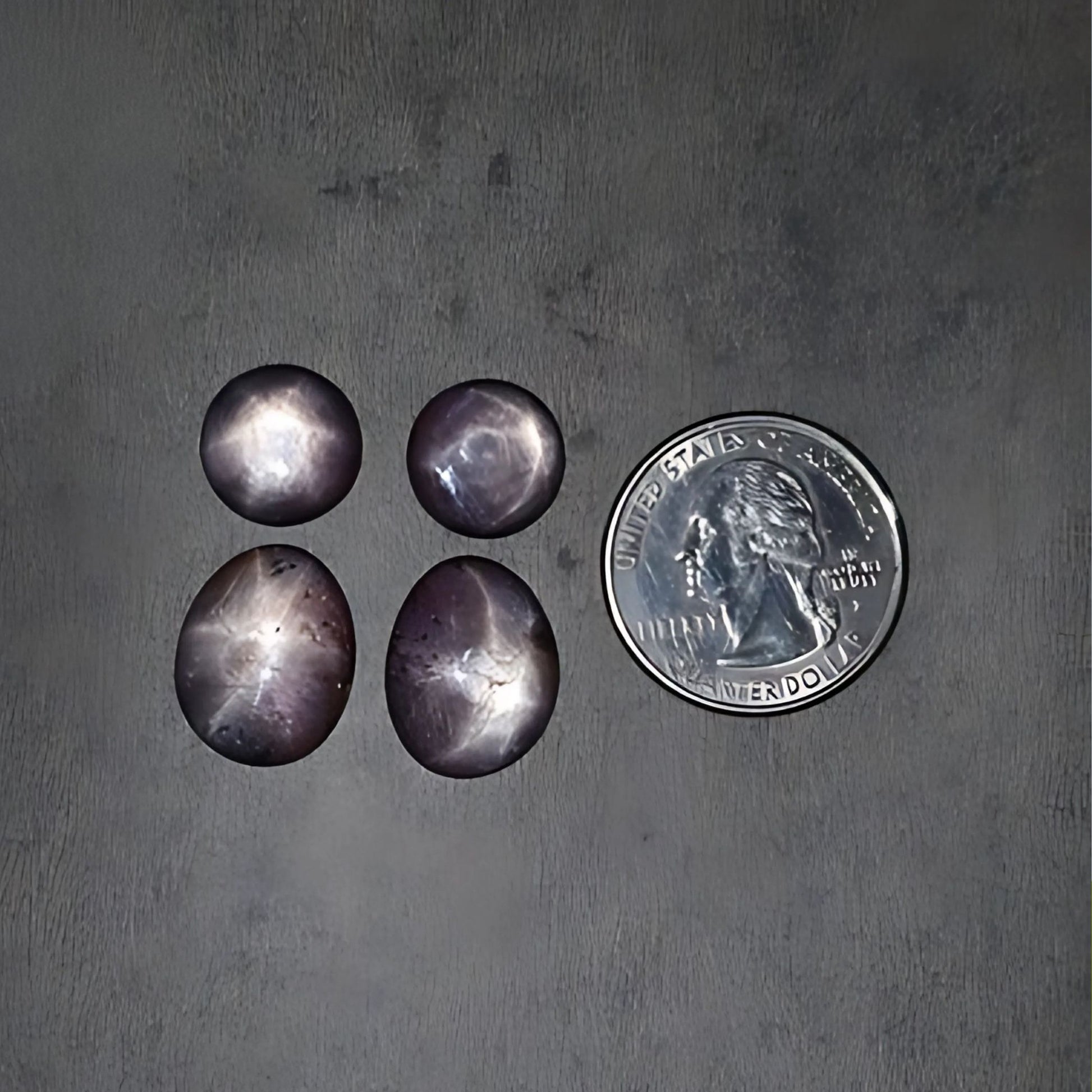 Cabochon rubis étoilé