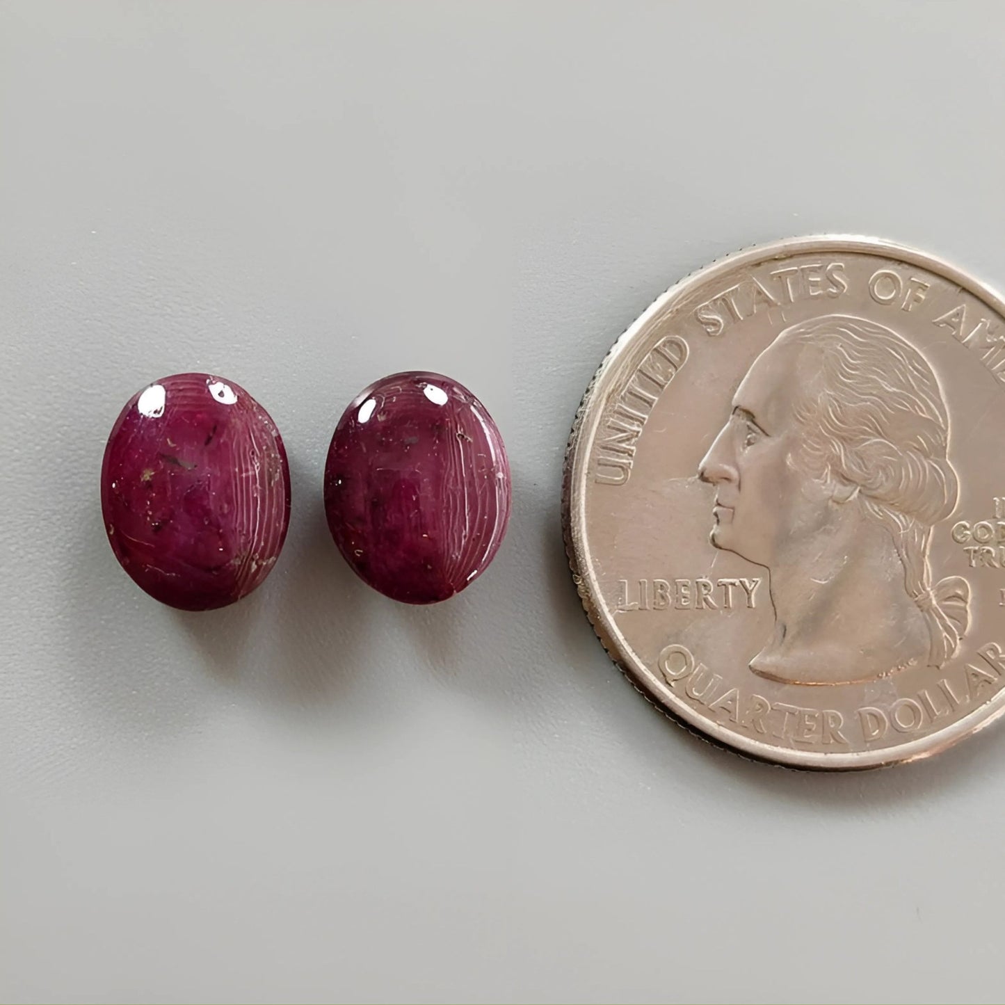 Paire de rubis étoilés