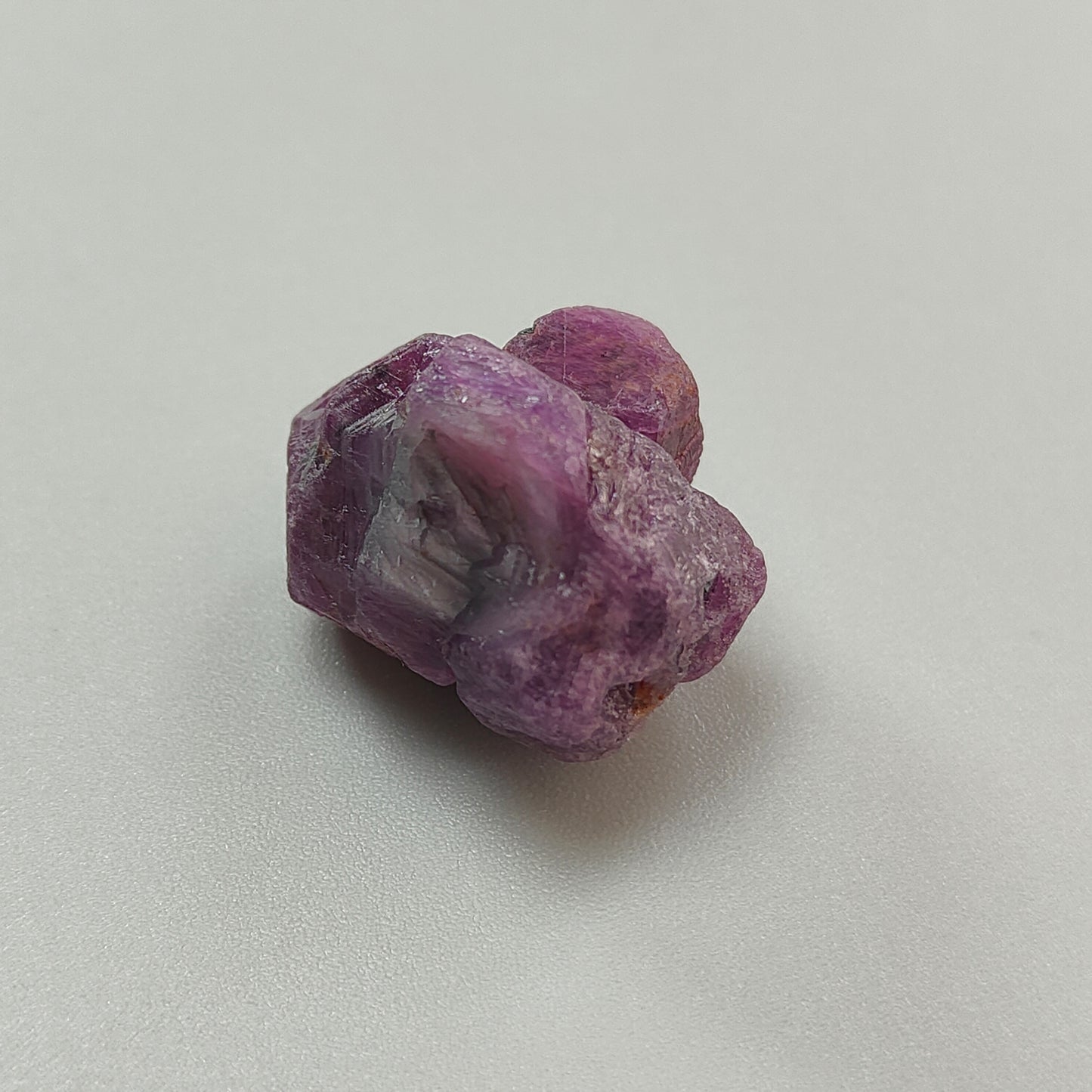 84.30cts Ruby Gemstone Crystal Raw Specimen Natural Untreated Fancy Rough Healing 26*22mm 1pc