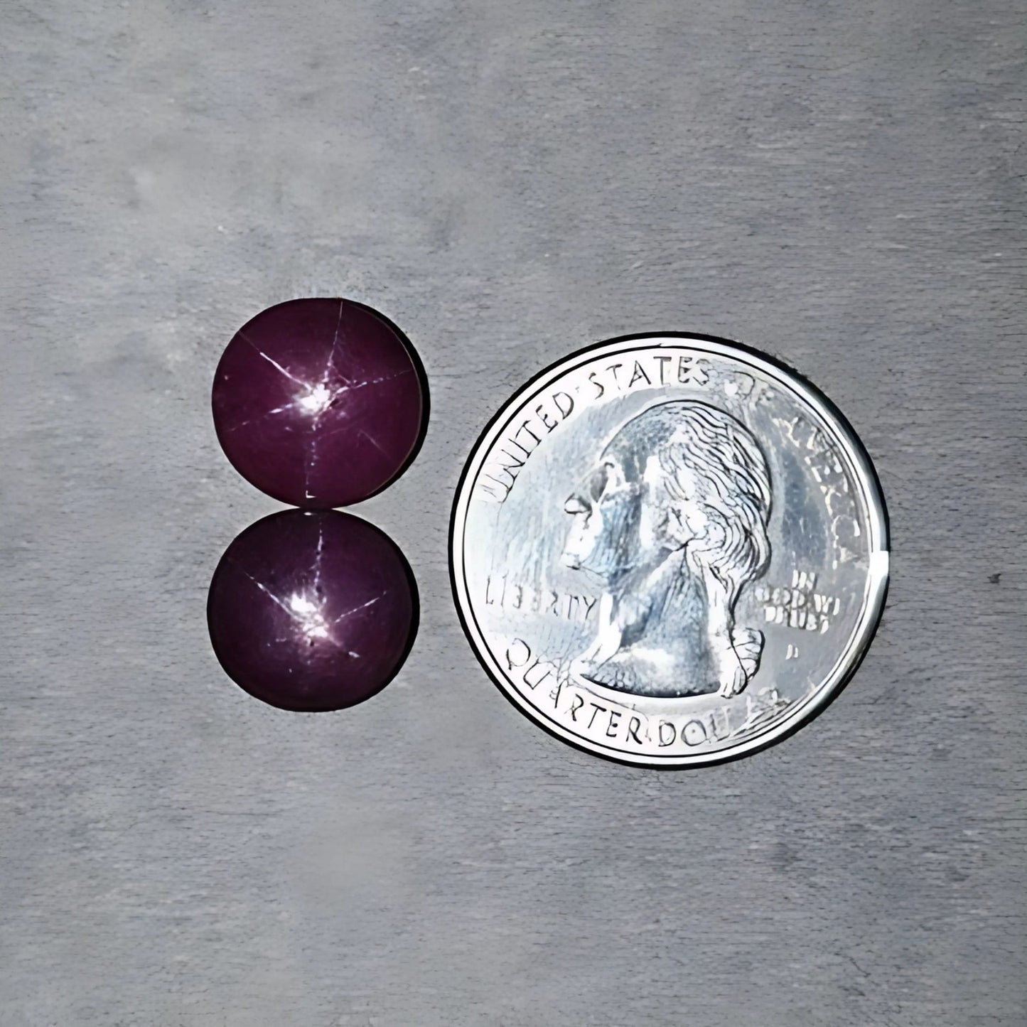 Sternrubin-Cabochon