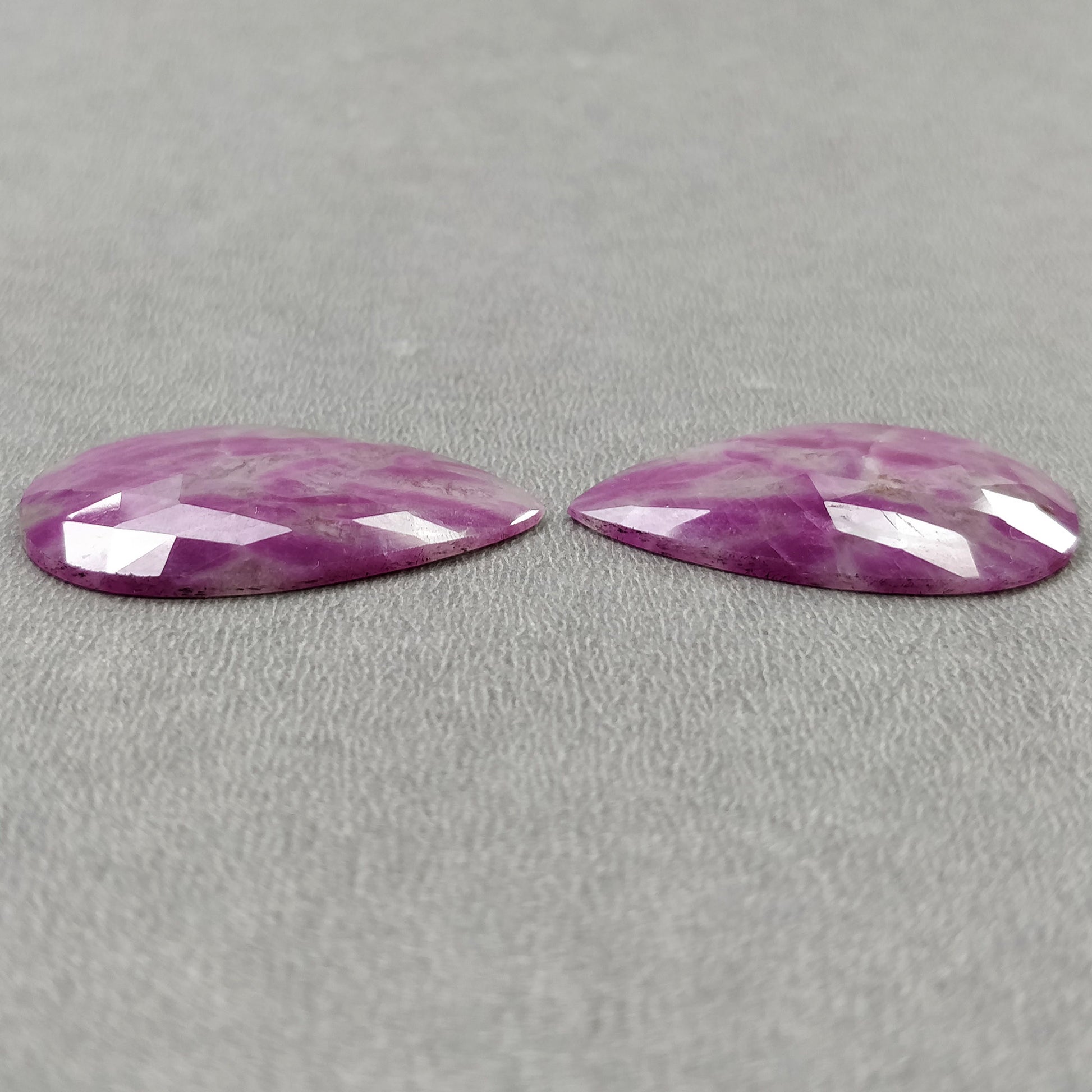 Sapphire Gemstone