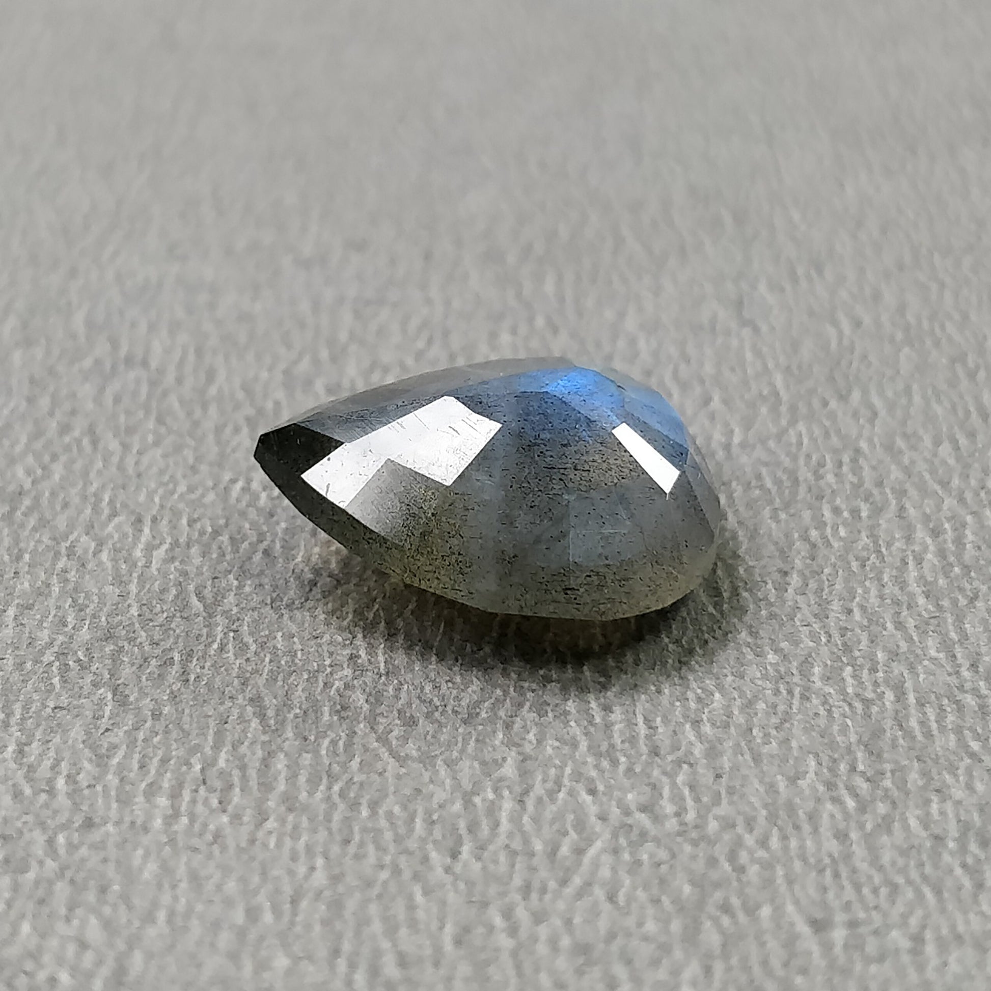 Labradorite Cut