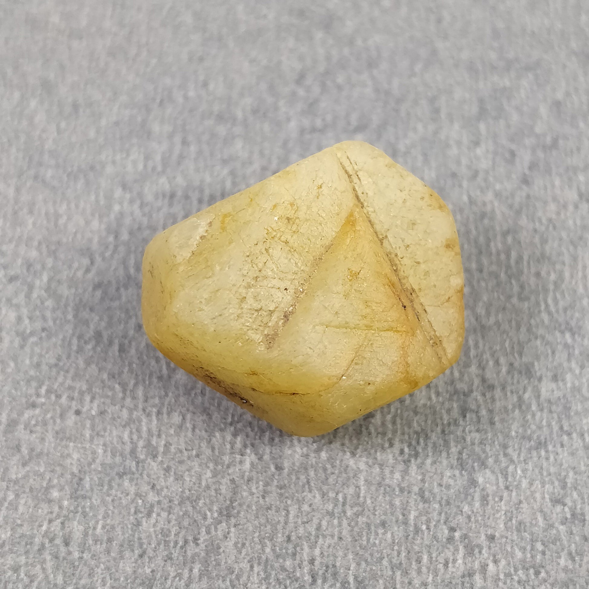 Sapphhire Gemstone