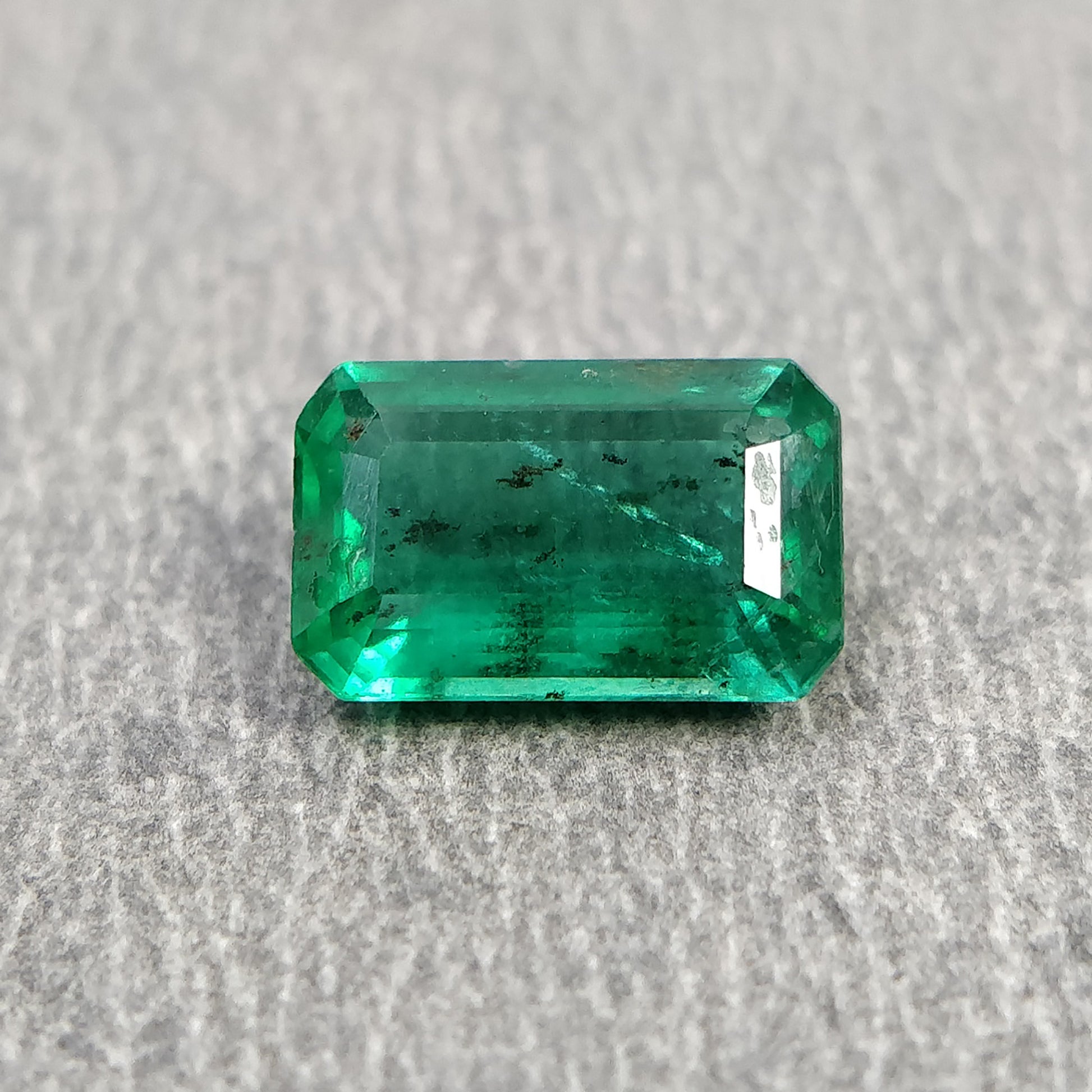 Normal Cut Emerald