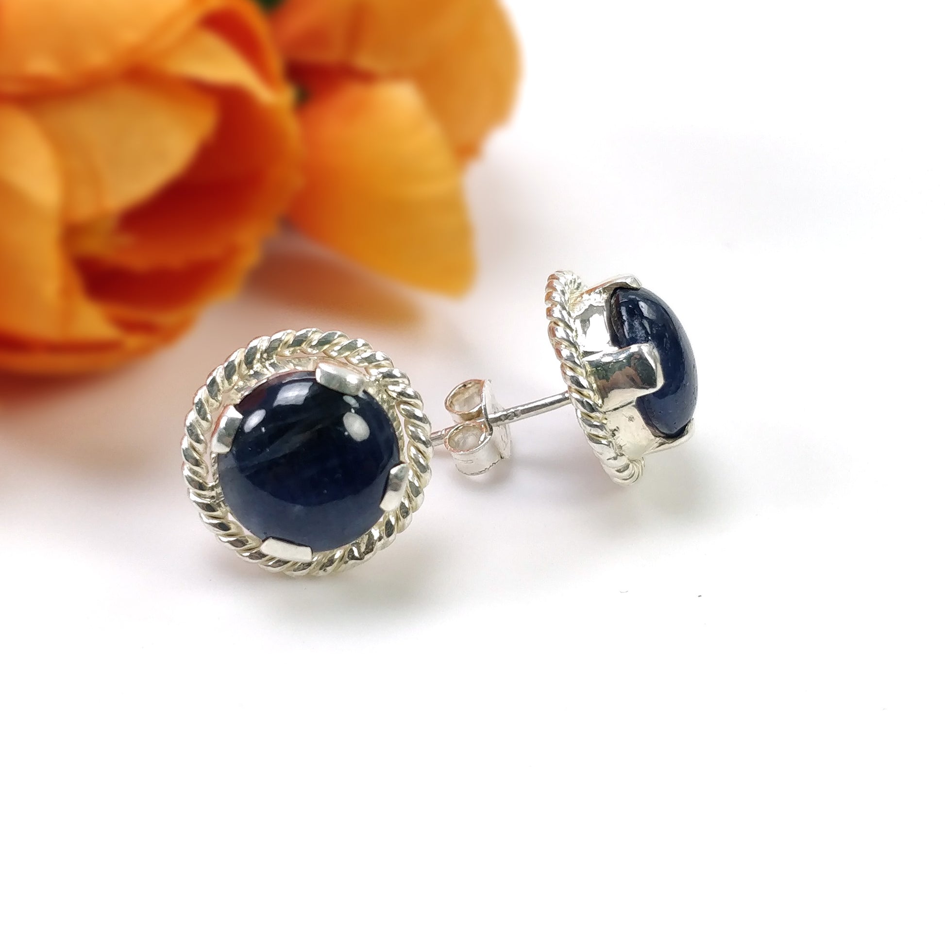 Sapphire Gemstone
