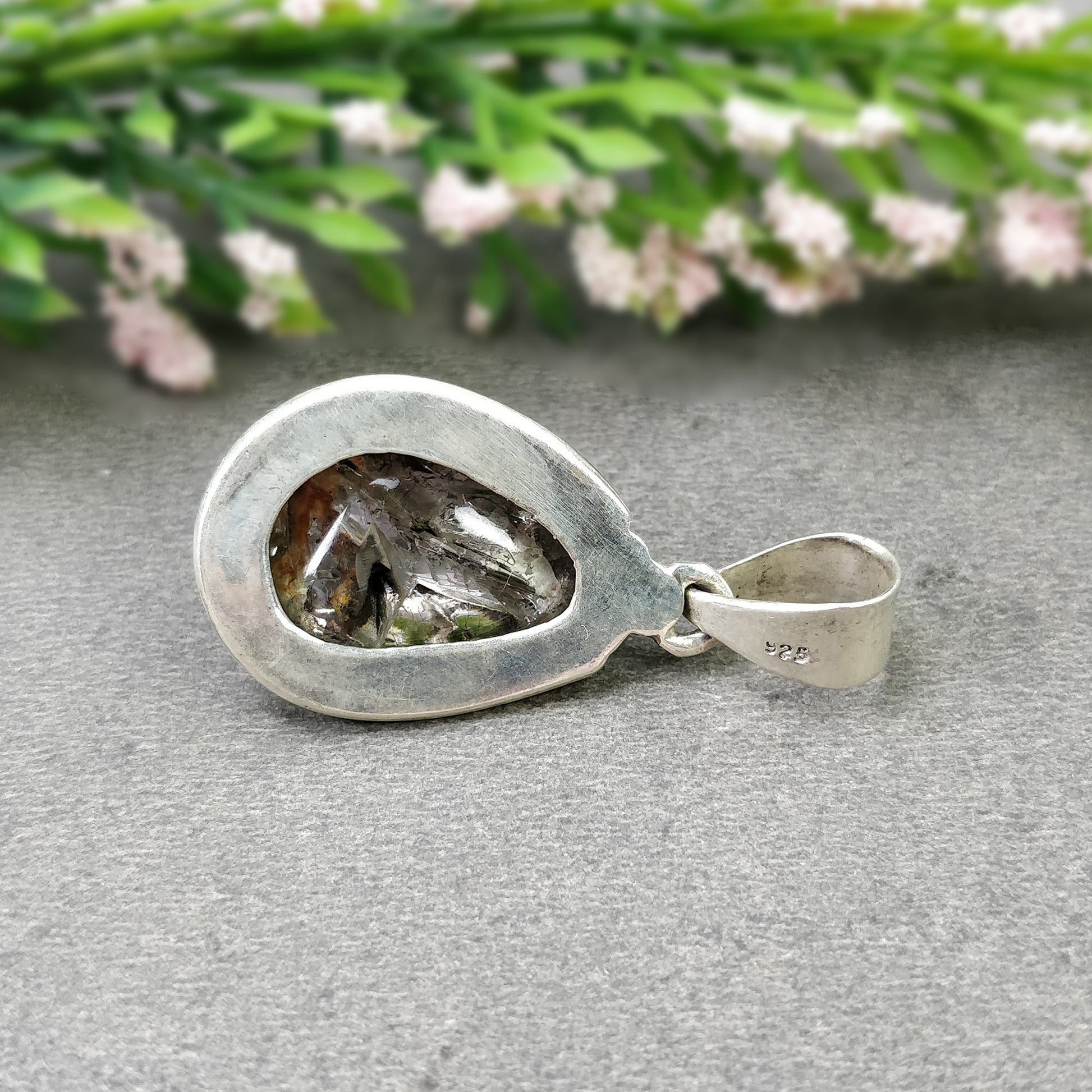 Bezel Set