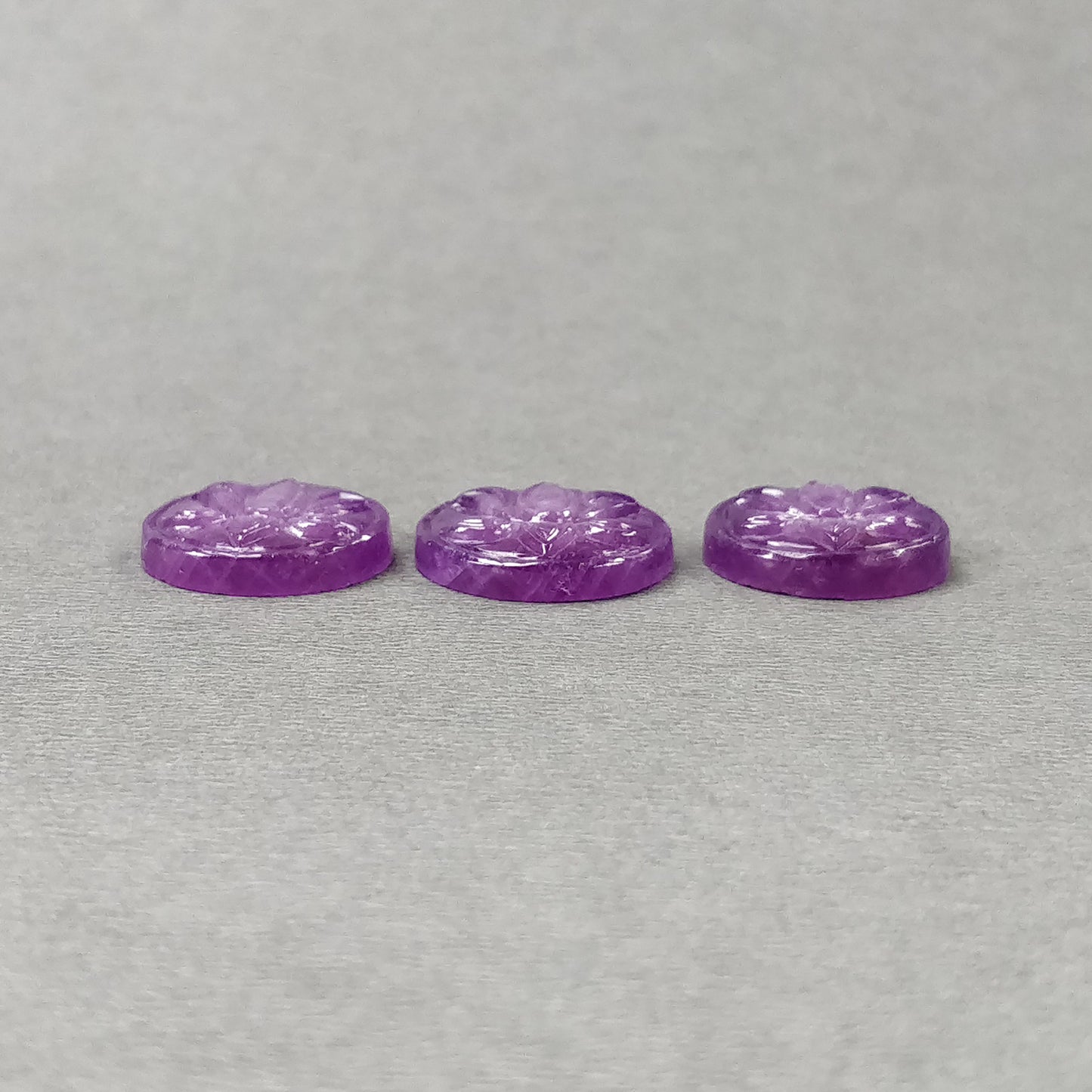 Round Shape Saphire