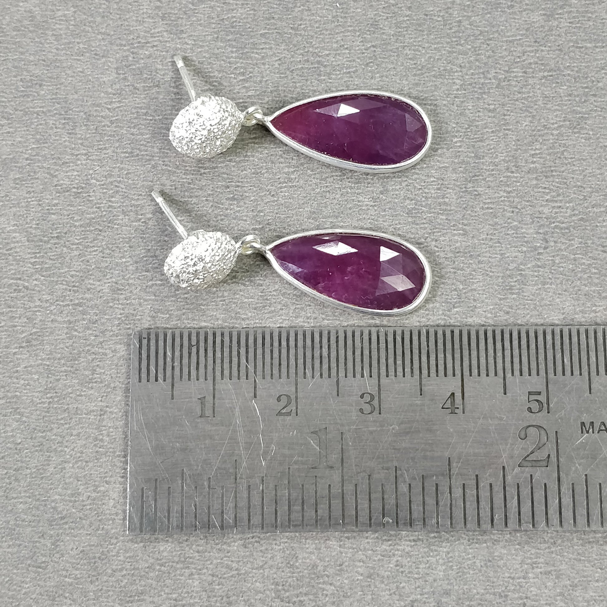 Sapphire Earring