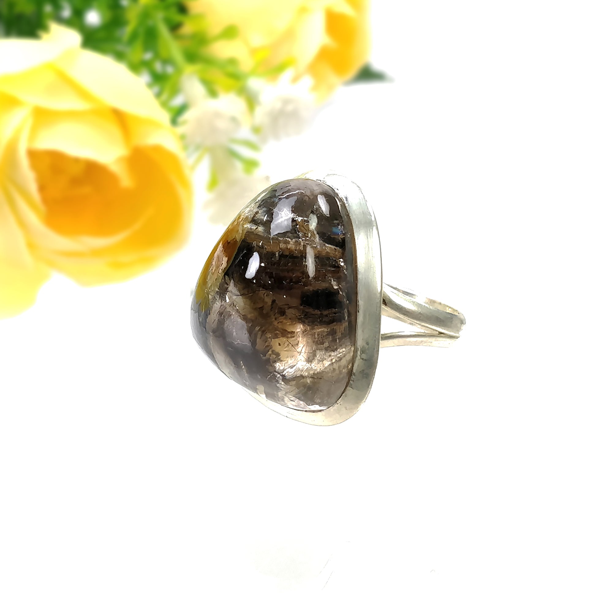 Cabochon Ring