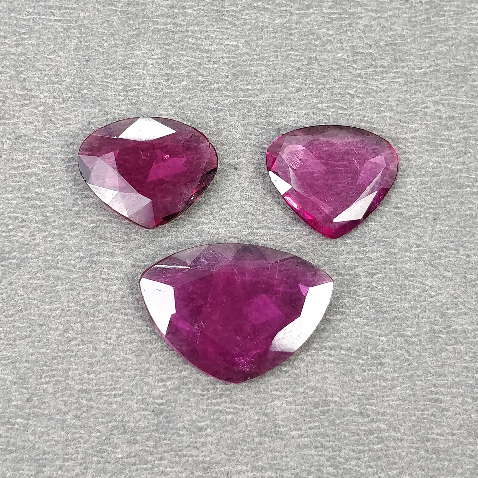 Tourmaline Normal Cut