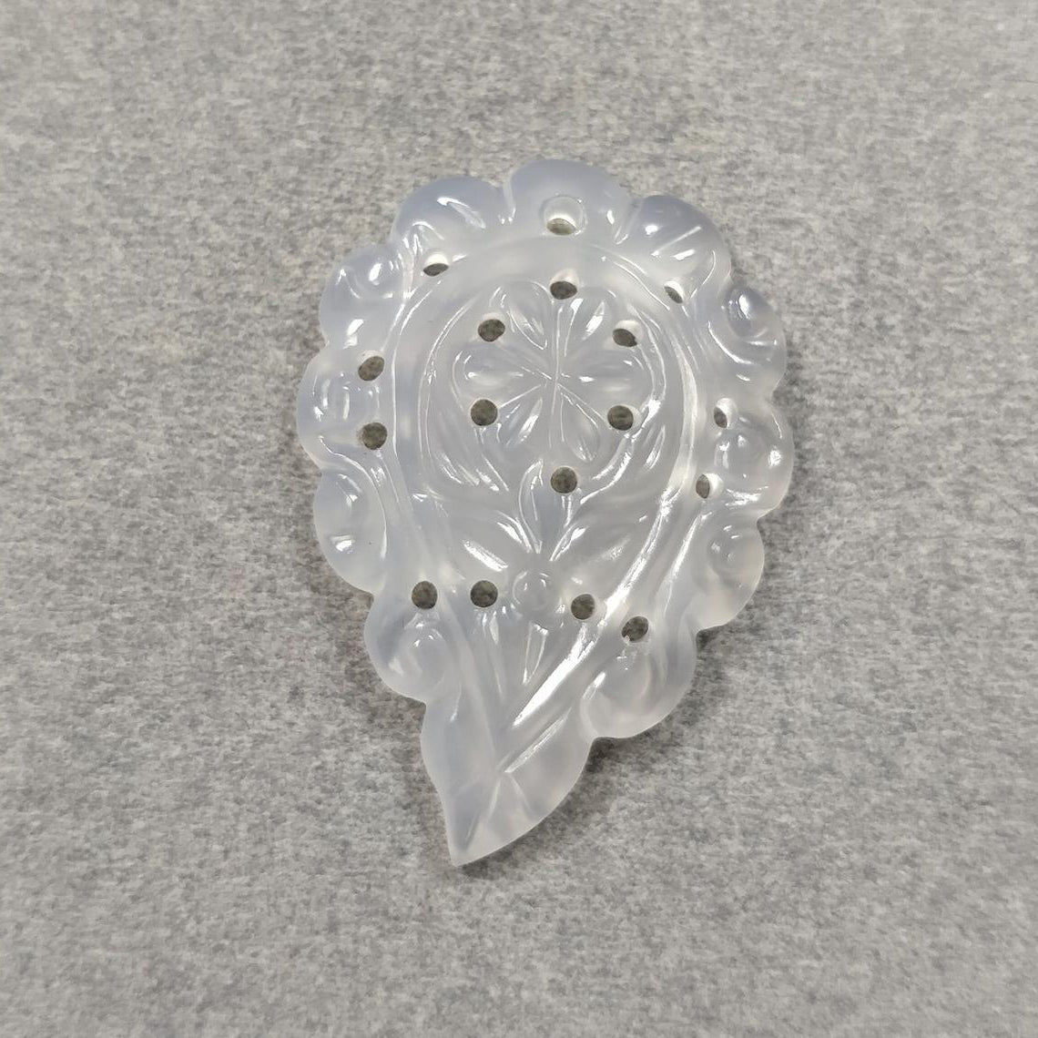 ONYX Gemstone SMALL LEAF Carving : 18.00cts Natural Onyx Gemstone One Sided Hand Carved Small Size Indian Leaf 32*22mm 1pc For Pendant